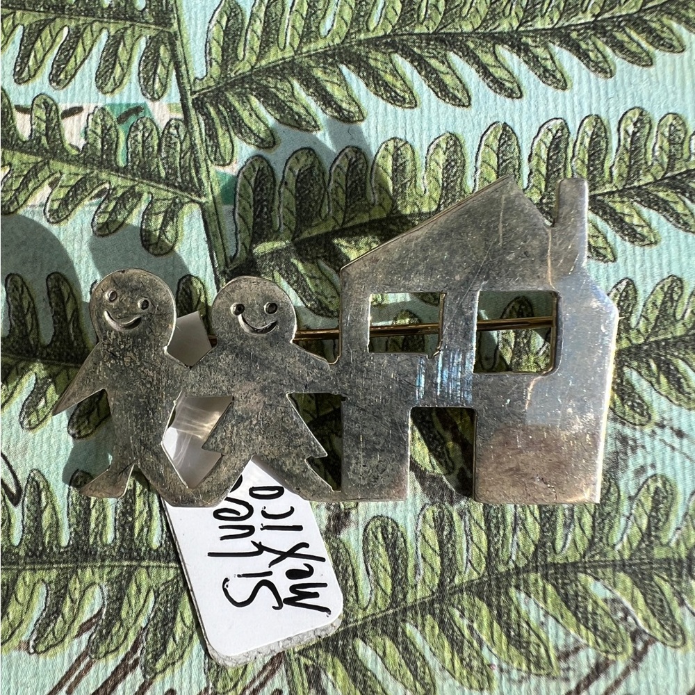 Vintage Sterling Silver Family House Brooch Pin